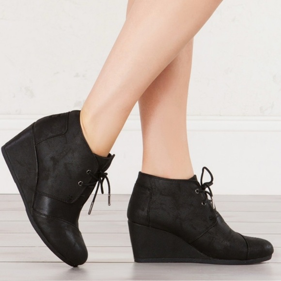 Tom’s Wedge Booties - Picture 1 of 7
